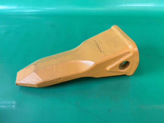 偽造されたコマツーバケツ歯 PC400RC 208-70-14270RC