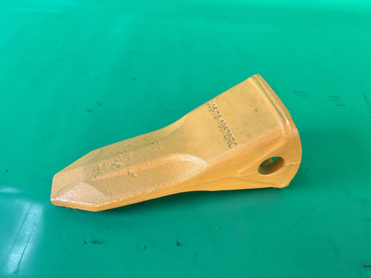 鋳造コマツーバケツ歯 205-70-19570RC 掘削機PC200 ロックチーゼル