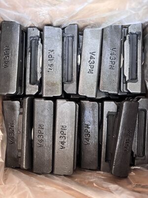 V43PN バケット/トレンチャーツース/ティースリテーナーピン