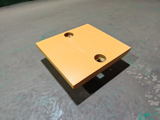 1324715M キャットスタイル ボルトオンカッティングエッジ (ローダー用)