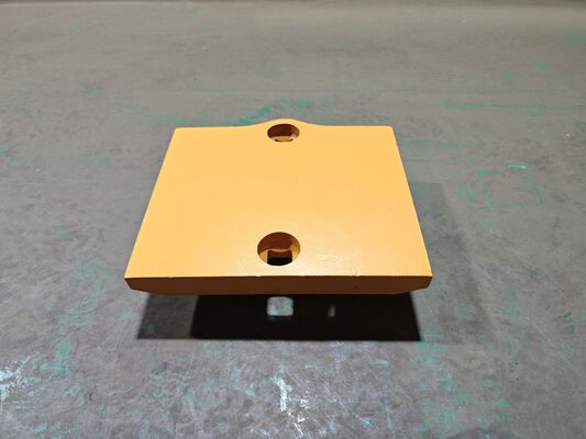 2571762M 猫型ボルトオンカッティングエッジセグメント（ローダー用）