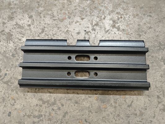 FL4 トラックシュー トリプルグルーサー トラックシュー ピッチ TG140D-8.5-400