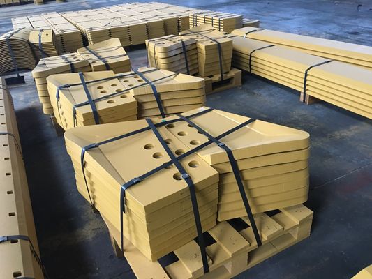 8E4199 HCEB ホット カップ エンド ビット 50×483×737mm 頑丈な摩耗部品 105.9KG