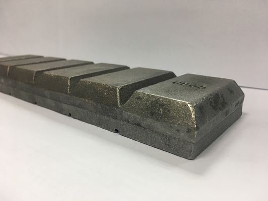 CB100 チョコレート ブロック摩耗部品 240 × 100 × 23 ミリメートル重機摩耗保護コンポーネント 3.9 キロ