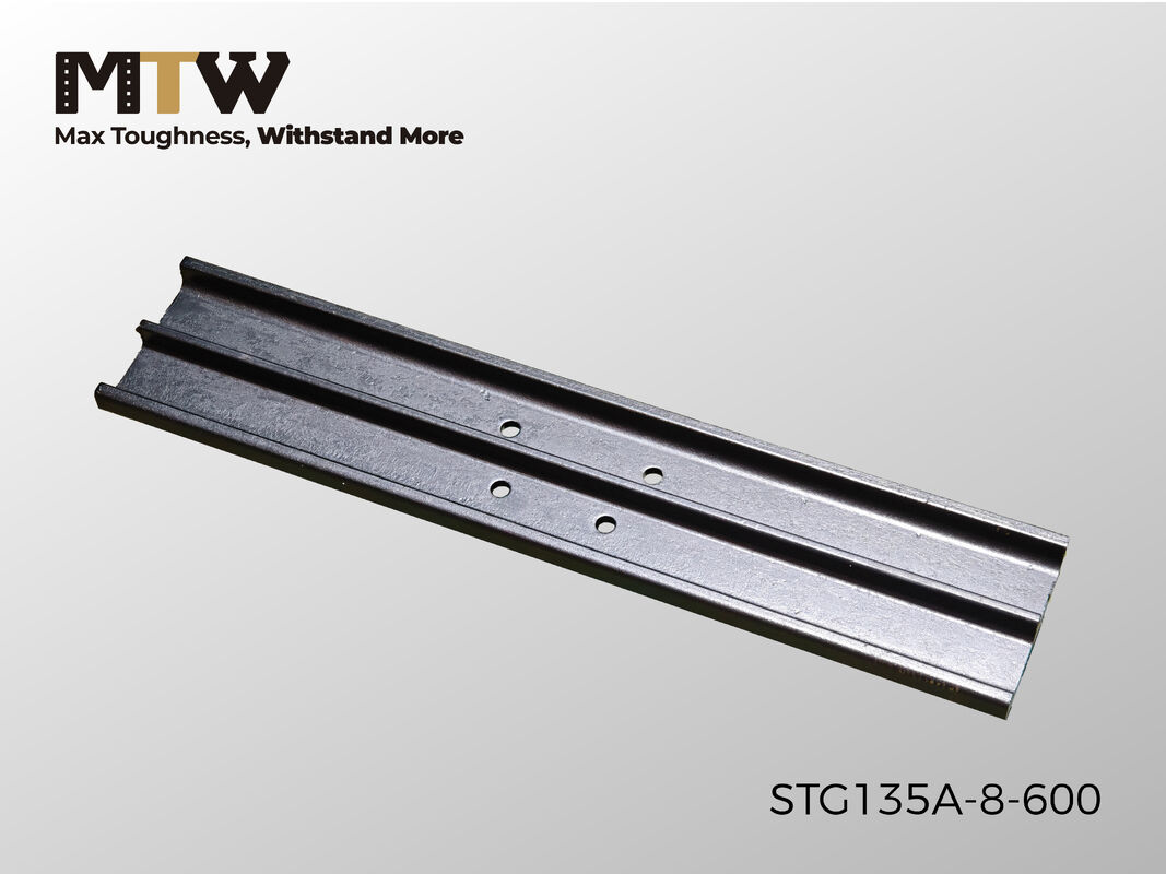 STG135A-8-600 トリプル グラウザー トラック シューズ 600mm トラック シューズ摩耗部 6.9KG